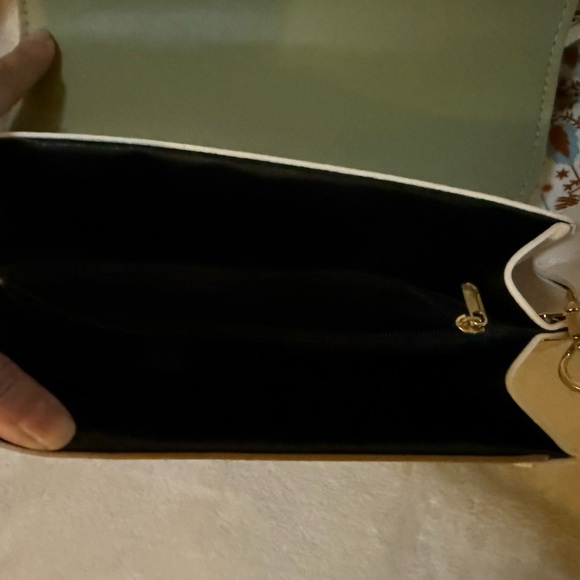 SN & fashion. Deauty 1987 Crossbody Bag – - Picture 8 of 8